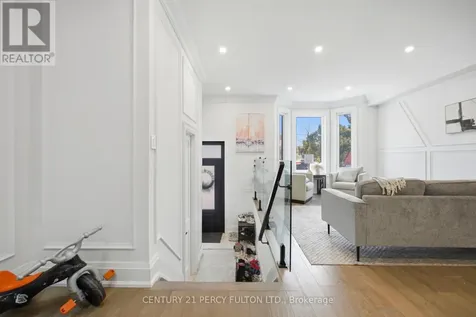 195 Danforth Road Toronto (oakridge) ON M1L 3X1