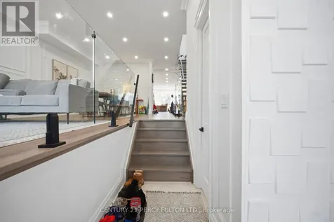 195 Danforth Road Toronto (oakridge) ON M1L 3X1