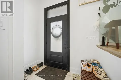 195 Danforth Road Toronto (oakridge) ON M1L 3X1