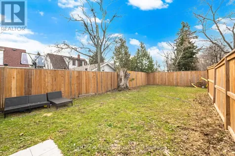 195 Danforth Road Toronto (oakridge) ON M1L 3X1