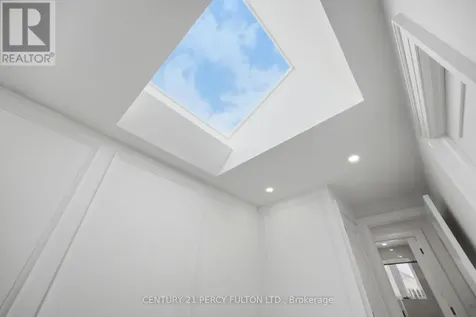 195 Danforth Road Toronto (oakridge) ON M1L 3X1