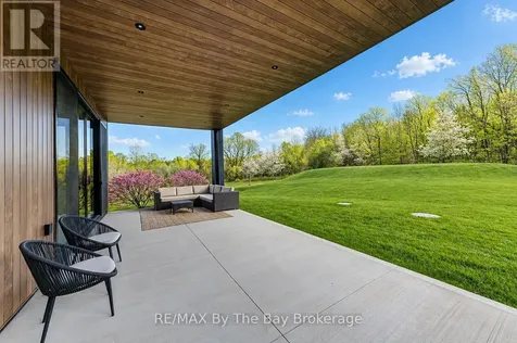 18 Raintree Court Clearview ON L9Y 0K2
