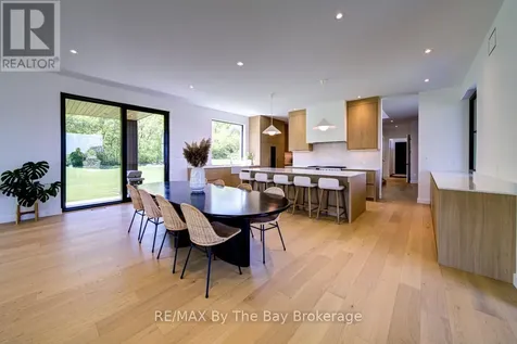 18 Raintree Court Clearview ON L9Y 0K2