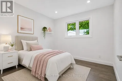 2317 Elmira Drive Ottawa ON K2C 1H3