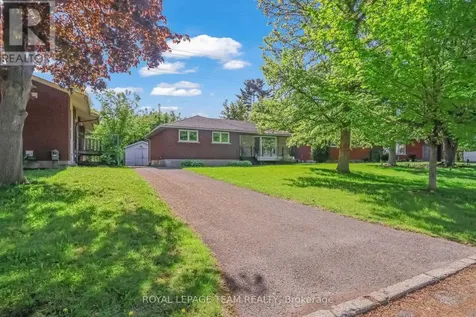 2317 Elmira Drive Ottawa ON K2C 1H3