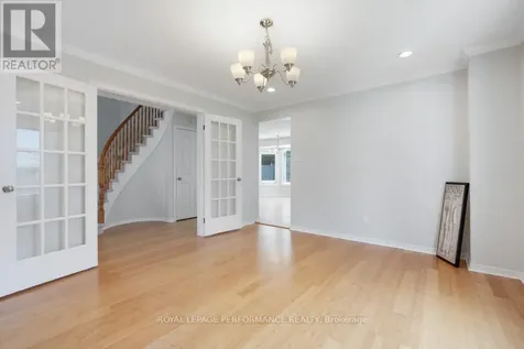 846 Montcrest Drive Ottawa ON K4A 3C2