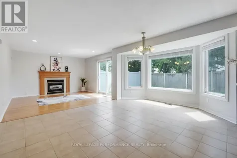 846 Montcrest Drive Ottawa ON K4A 3C2