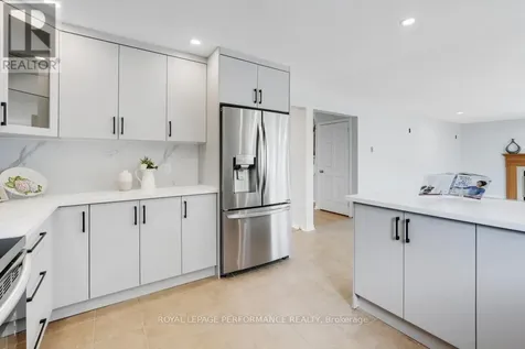 846 Montcrest Drive Ottawa ON K4A 3C2