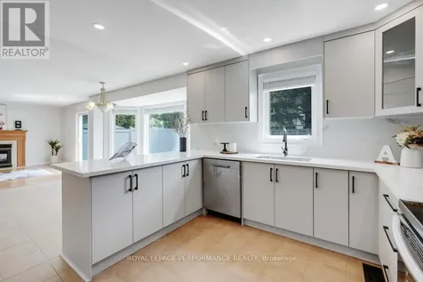 846 Montcrest Drive Ottawa ON K4A 3C2