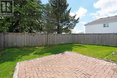 846 Montcrest Drive Ottawa ON K4A 3C2