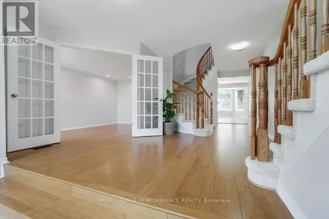 846 Montcrest Drive Ottawa ON K4A 3C2