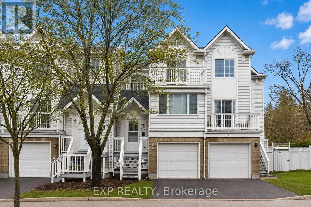 140 Castlegreen Private Ottawa ON K1T 3N2