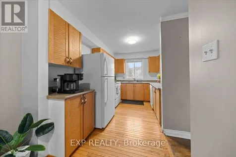 140 Castlegreen Private Ottawa ON K1T 3N2