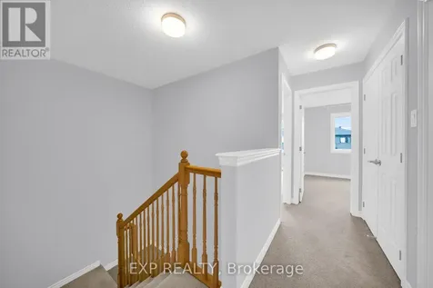 422 Cope Drive Ottawa ON K2V 0P8