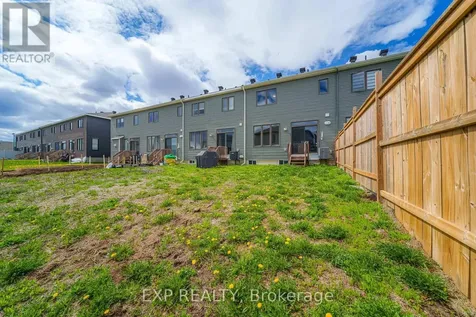 422 Cope Drive Ottawa ON K2V 0P8