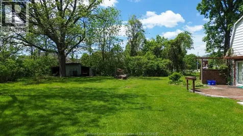 2185 Washington Boulevard Lasalle ON N9H 1Y5