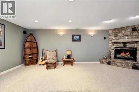 398 Thorn Ridge Crescent Amherstburg ON N9V 3X2