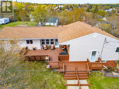 404 Superior Street Keewatin ON P0X 1C0
