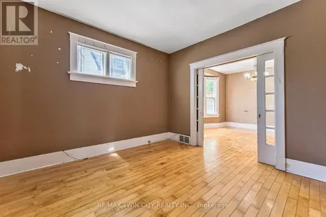 22 Herlan Avenue Kitchener ON N2G 4K3