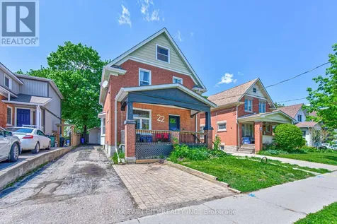 22 Herlan Avenue Kitchener ON N2G 4K3