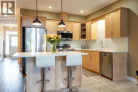 27 Mcintosh Avenue Chatham ON N7M 5J6
