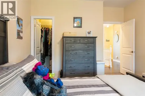 27 Mcintosh Avenue Chatham ON N7M 5J6