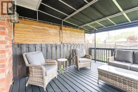 27 Mcintosh Avenue Chatham ON N7M 5J6