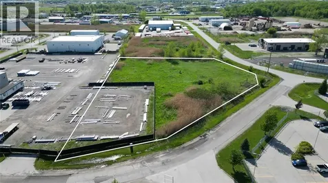 511 Gladwish Drive Sarnia ON N7T 7H3