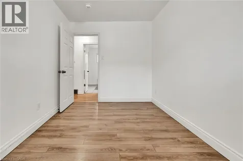 514 Fallingbrook Drive Waterloo ON N2L 4N3