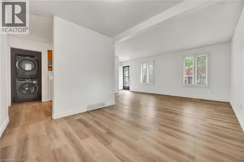 514 Fallingbrook Drive Waterloo ON N2L 4N3