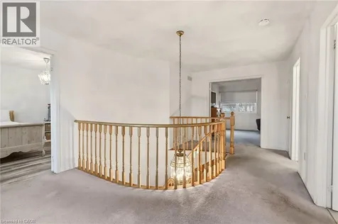 4150 Millcroft Park Drive Burlington ON L7M 3V1