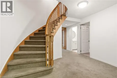 4150 Millcroft Park Drive Burlington ON L7M 3V1