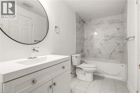 4150 Millcroft Park Drive Burlington ON L7M 3V1