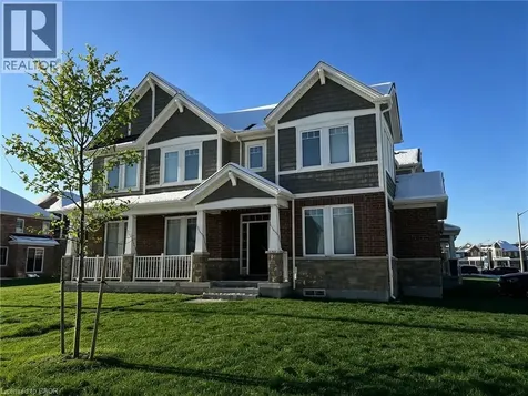 40 Wannamaker Crescent Cambridge ON N3E 0C5