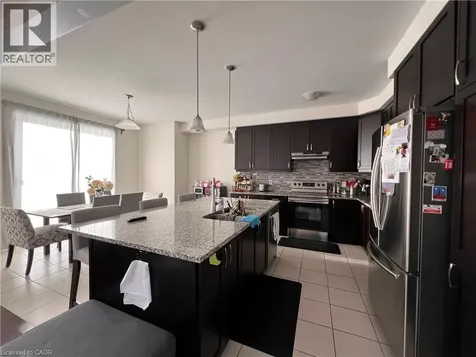 40 Wannamaker Crescent Cambridge ON N3E 0C5