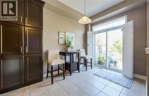 65 Cathedral Court Waterdown ON L8B 0S1