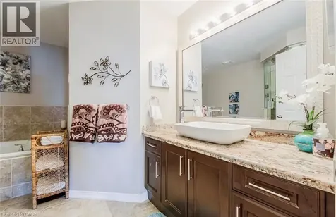 65 Cathedral Court Waterdown ON L8B 0S1