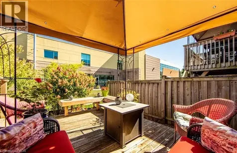 65 Cathedral Court Waterdown ON L8B 0S1