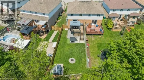 63 Watercress Court Kitchener ON N2E 3S7