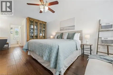 2124 Kevin Crescent Burlington ON L7M 4E3