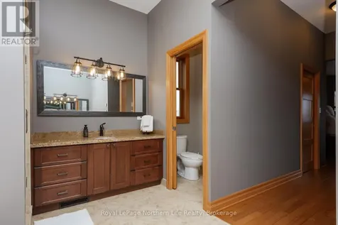 40 Pargeter Drive East Ferris ON P0H 1B0