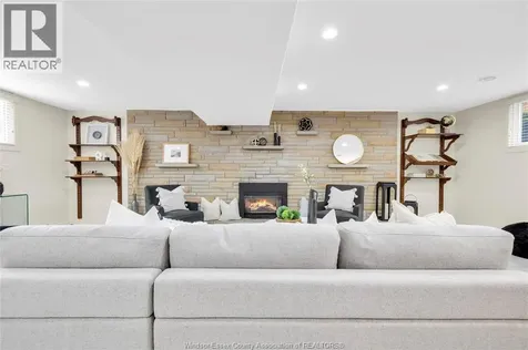 10515 Mulberry Windsor ON N8R 1H7