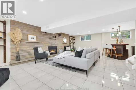 10515 Mulberry Windsor ON N8R 1H7