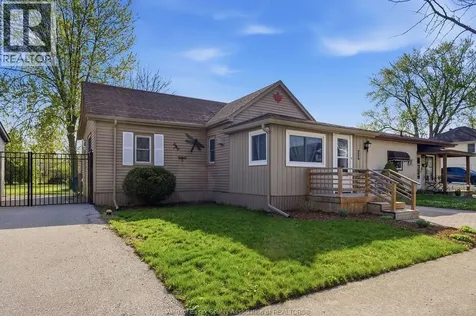 236 Frank Avenue Windsor ON N8S 3N8