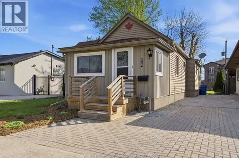 236 Frank Avenue Windsor ON N8S 3N8