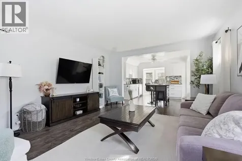236 Frank Avenue Windsor ON N8S 3N8