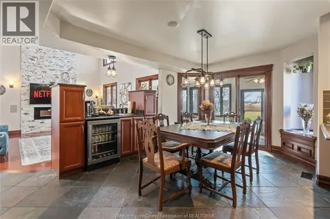 2116 Front Road Amherstburg ON N9V 3R3
