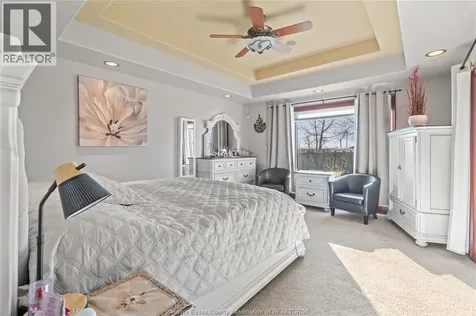 2116 Front Road Amherstburg ON N9V 3R3