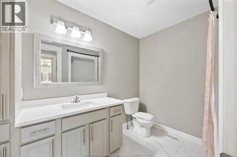 203 Adams Avenue Amherstburg ON N9V 0B2