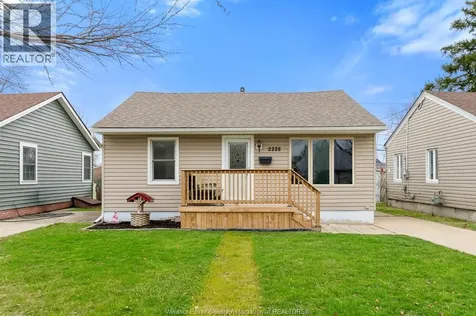 2228 Elsmere Avenue Windsor ON N8W 2C6